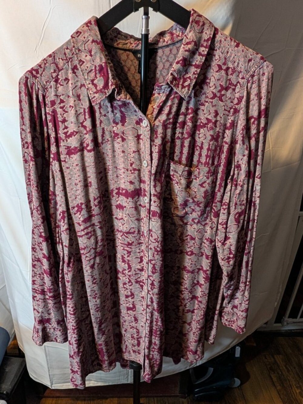 Intro 2X Women's Button Down Blouse Long Sleeve Burgundy/Gray